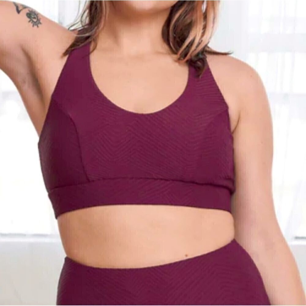 Lola Getts Purple Performance Bra